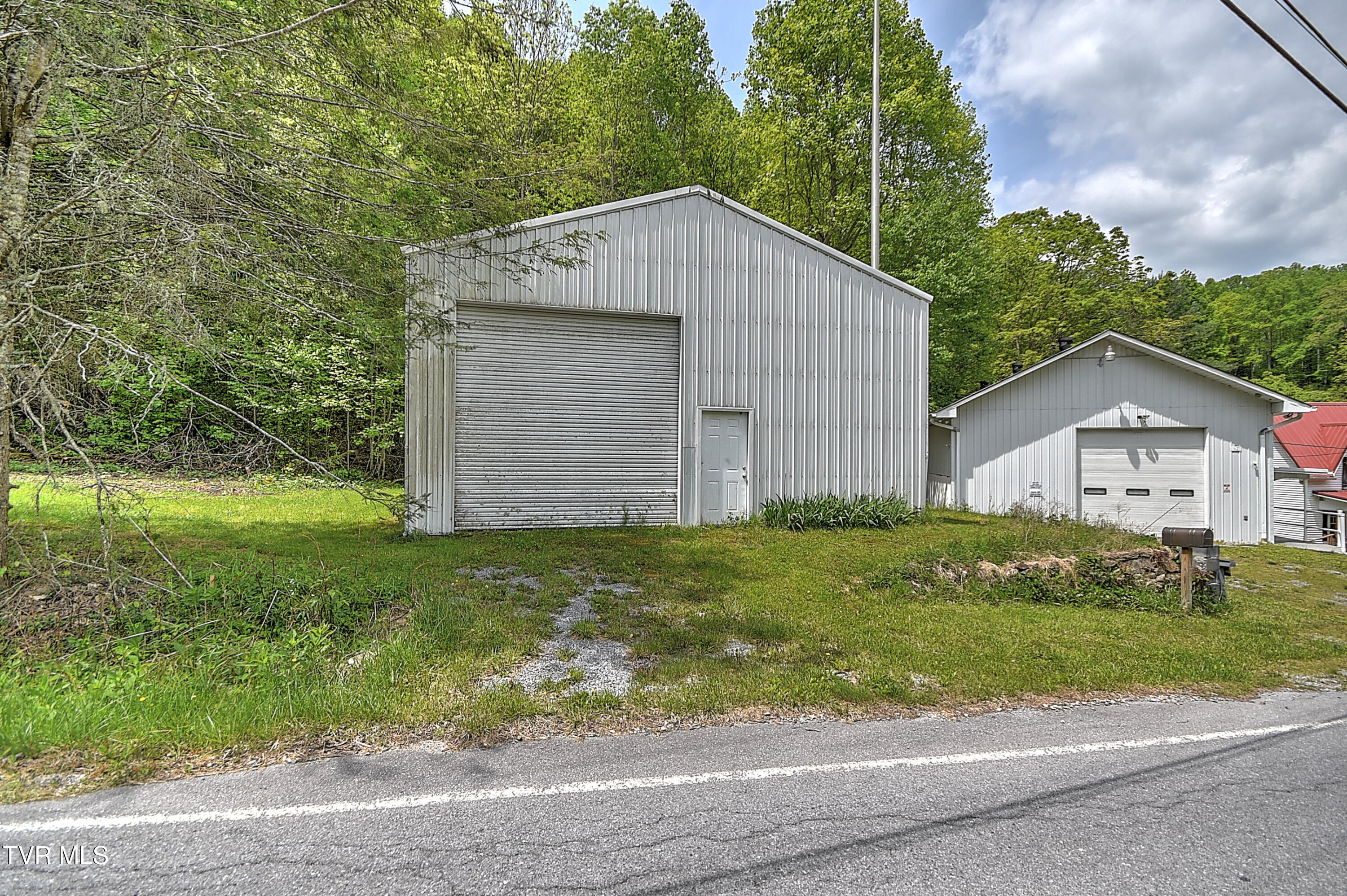 275 Tiger Creek Road Roan Mountain, TN 37687 - Photo 49 of 104 275 Tiger Creek EH-45