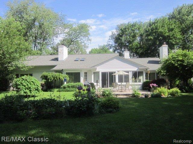 5350 Chicago Road Warren, MI 48092 - Photo 3 of 25 Back.JPG