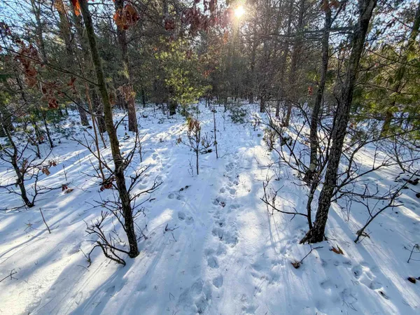 $100,000 | 1 County Highway, Sparta, WI 54656