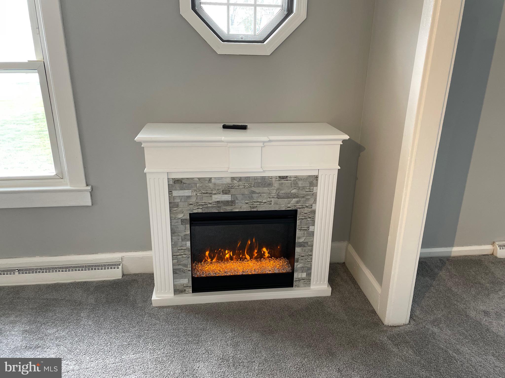 115 Georgia Road Pennsville, NJ 08070 - Photo 12 of 33 Fireplace