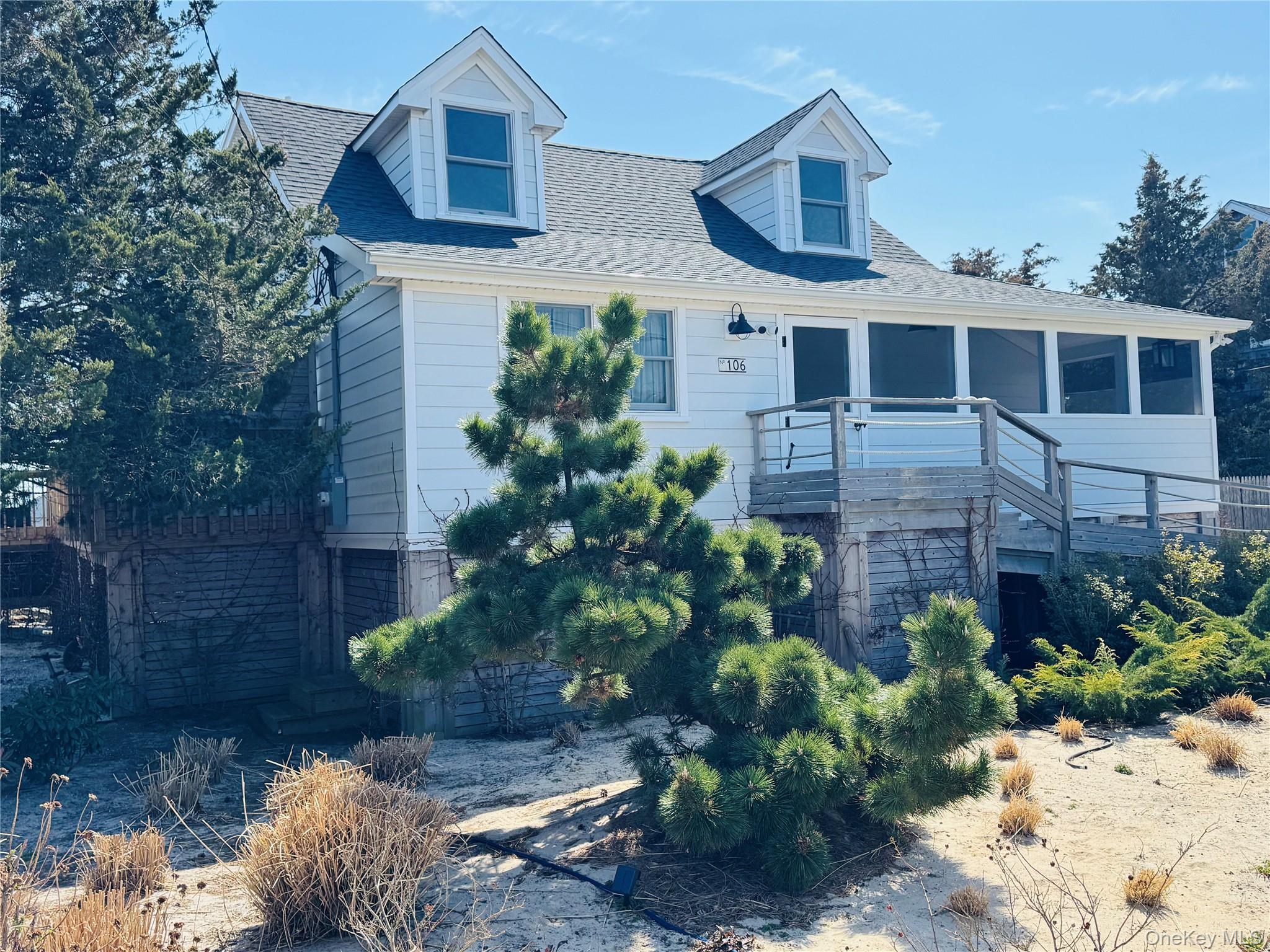 106 Oak Beach Road Babylon, NY 11702 - Photo 25 of 34