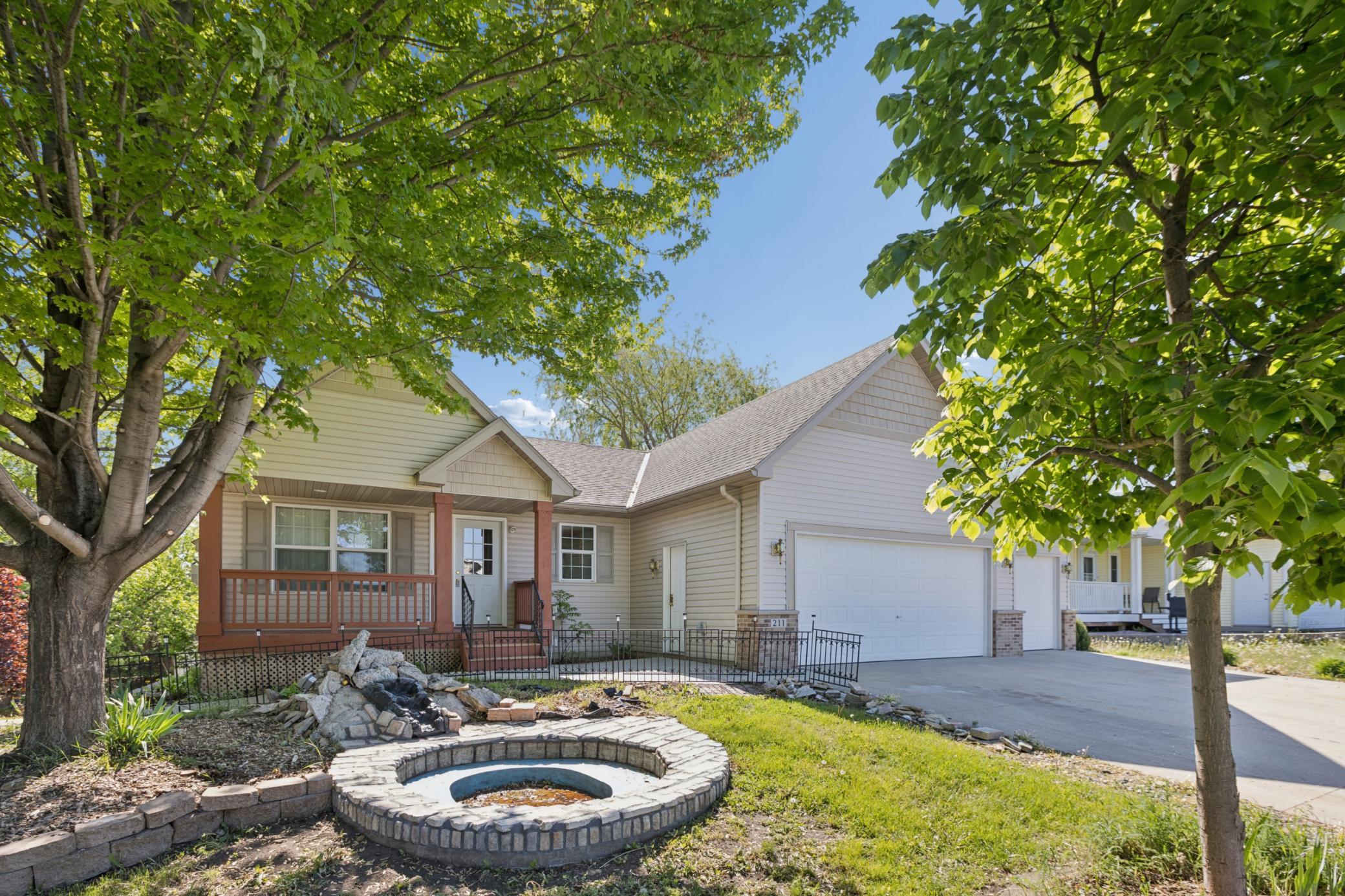 211 7th Street South Winsted, MN 55395 - Photo 2 of 39
