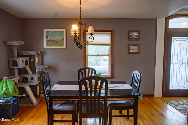 $275,000 | 3 Luther Street, Troy, NY 12180
