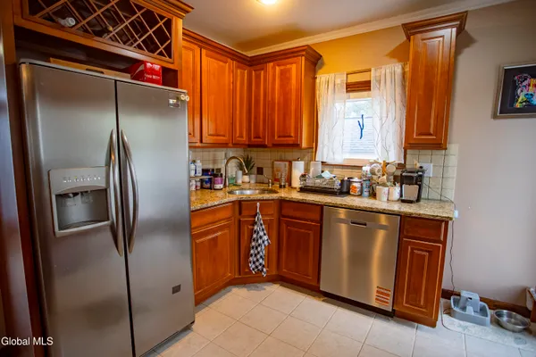 $275,000 | 3 Luther Street, Troy, NY 12180