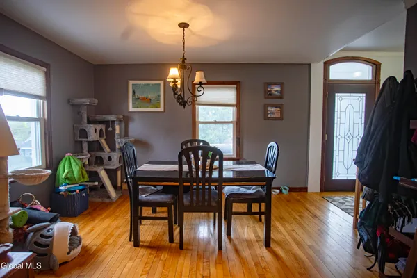 $275,000 | 3 Luther Street, Troy, NY 12180