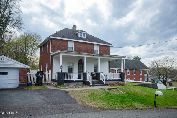 $275,000 | 3 Luther Street, Troy, NY 12180