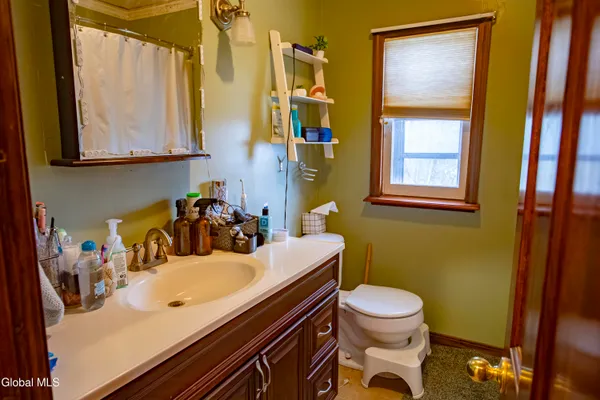 $275,000 | 3 Luther Street, Troy, NY 12180