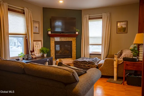 $275,000 | 3 Luther Street, Troy, NY 12180