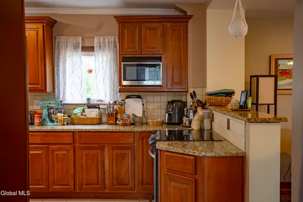$275,000 | 3 Luther Street, Troy, NY 12180
