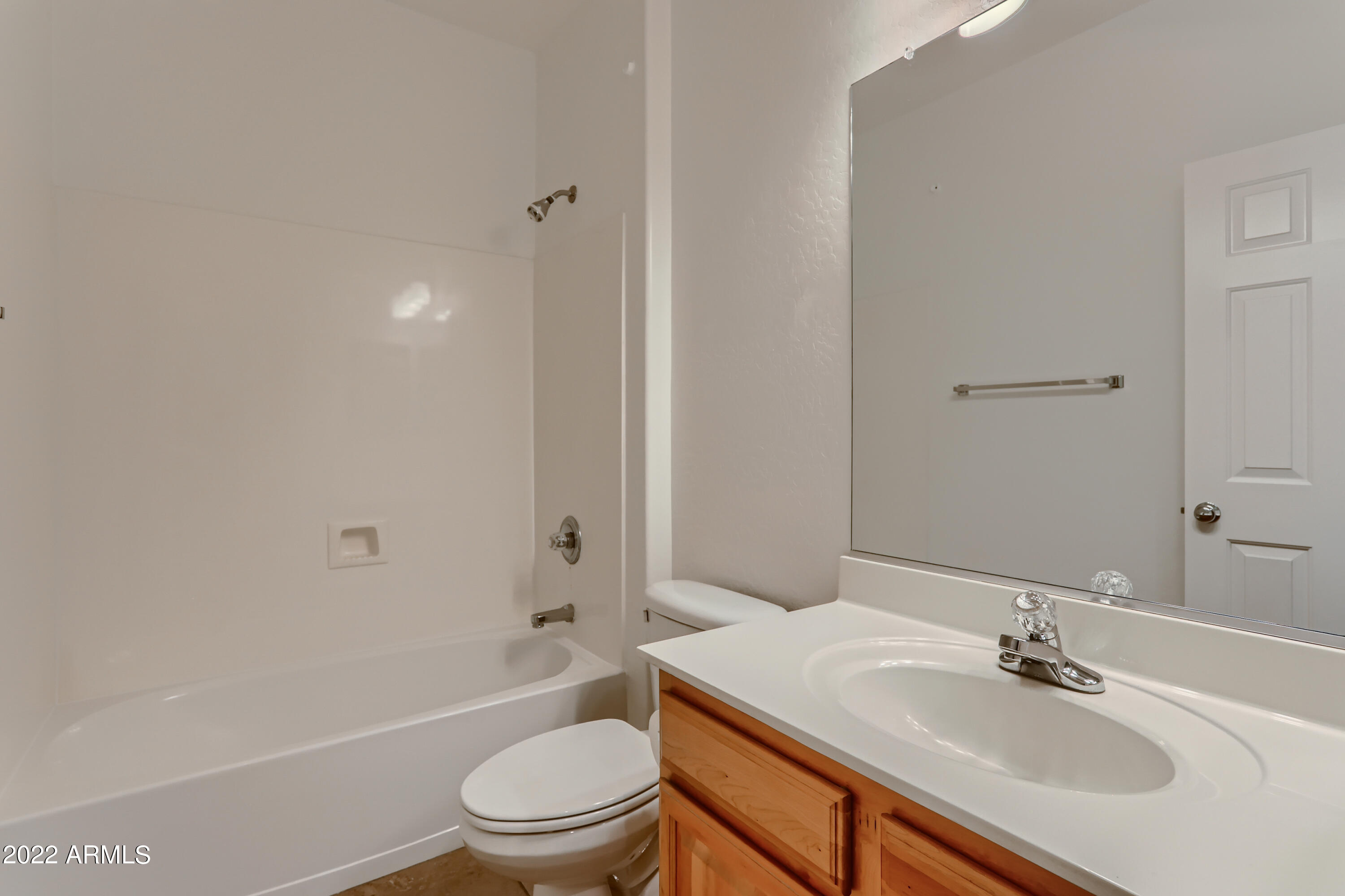 15345 West Charter Oak Road Surprise, AZ 85379 - Photo 26 of 33 25-018109431-29 Bathroom