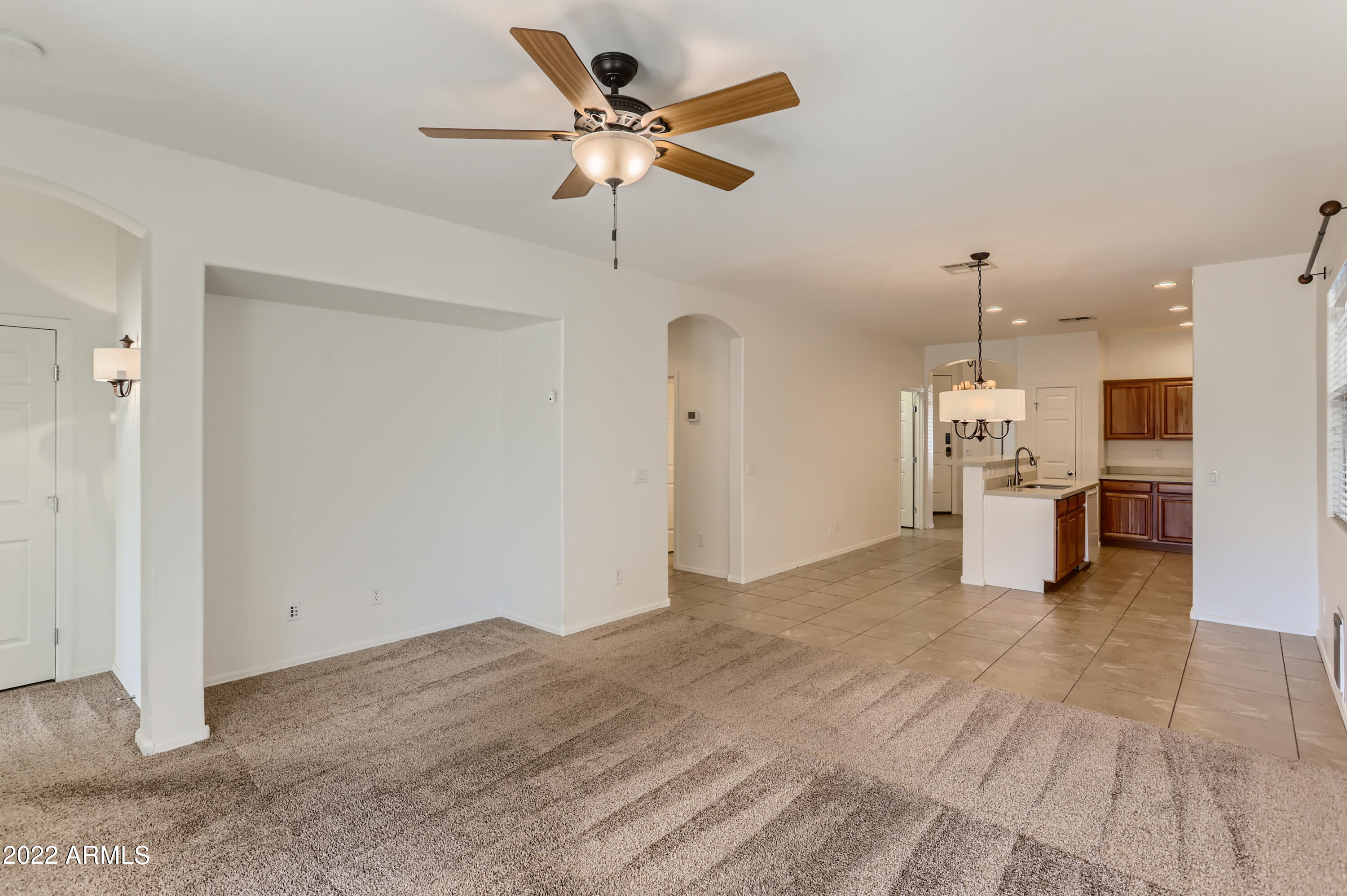 15345 West Charter Oak Road Surprise, AZ 85379 - Photo 8 of 33 7-223031724-10 Living Room
