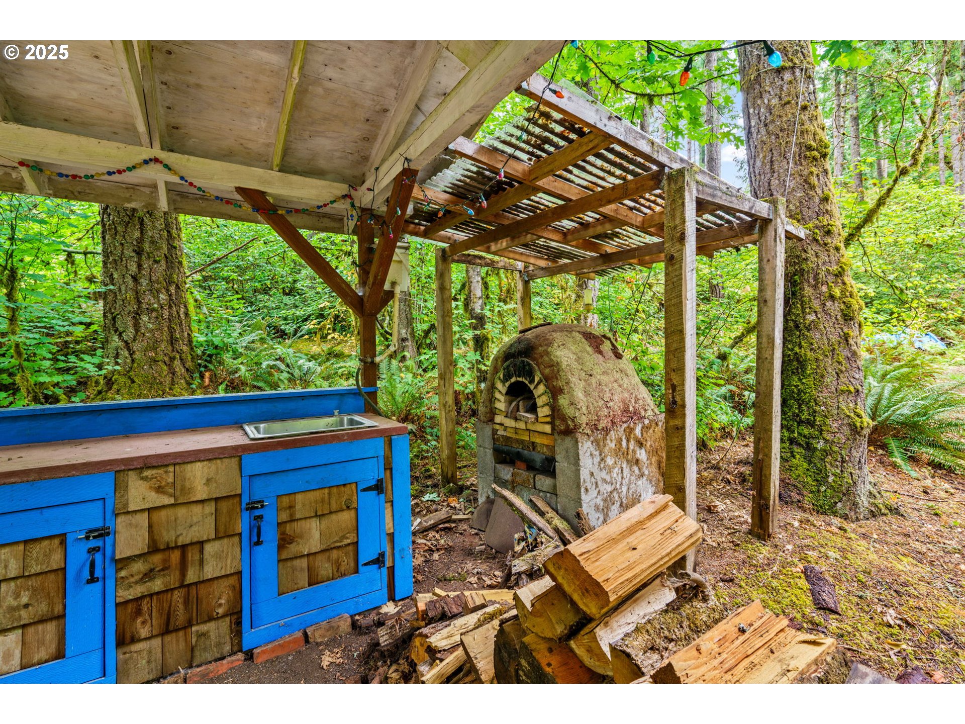 40153 Booth Kelly Road Springfield, OR 97478 - Photo 28 of 44 a view of outdoor space