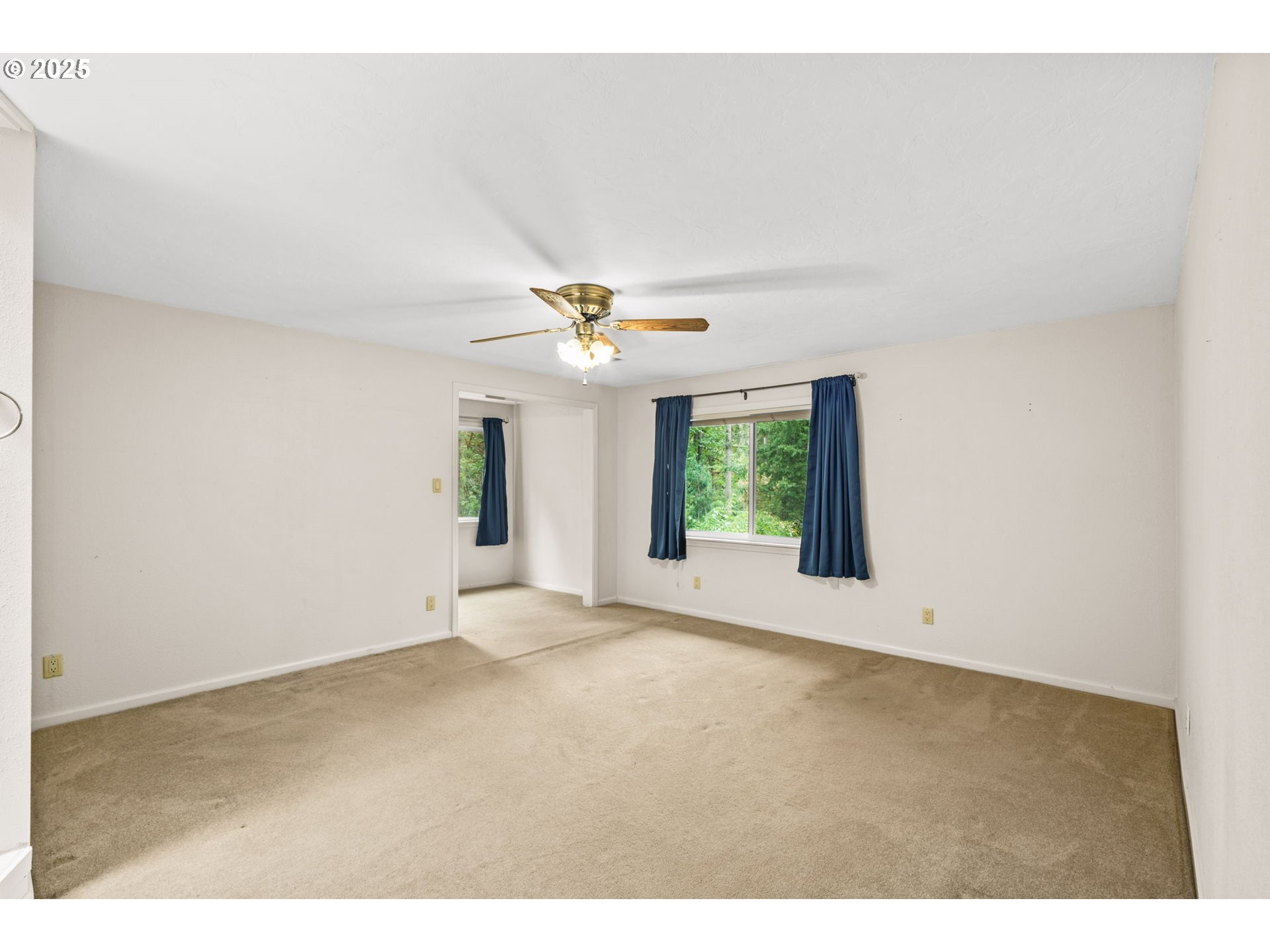 40153 Booth Kelly Road Springfield, OR 97478 - Photo 32 of 44 a view of an empty room with window