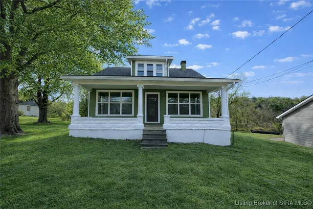 $259,900 | 3593 Old Vincennes Road, Floyds Knobs, IN 47119