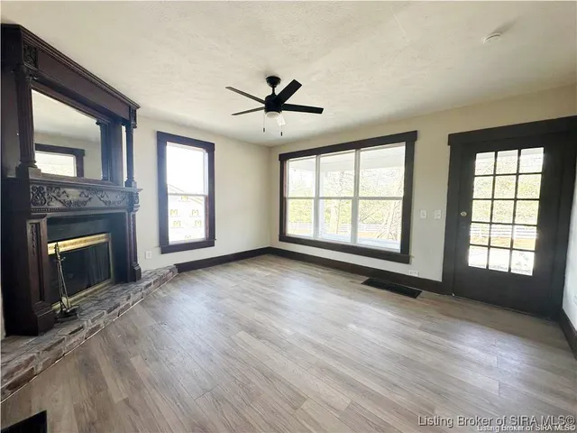 $259,900 | 3593 Old Vincennes Road, Floyds Knobs, IN 47119