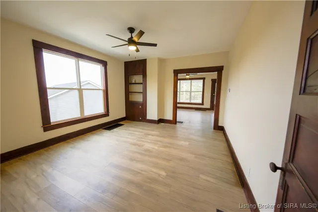 $259,900 | 3593 Old Vincennes Road, Floyds Knobs, IN 47119