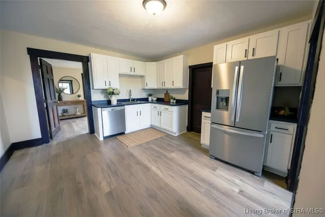 $259,900 | 3593 Old Vincennes Road, Floyds Knobs, IN 47119