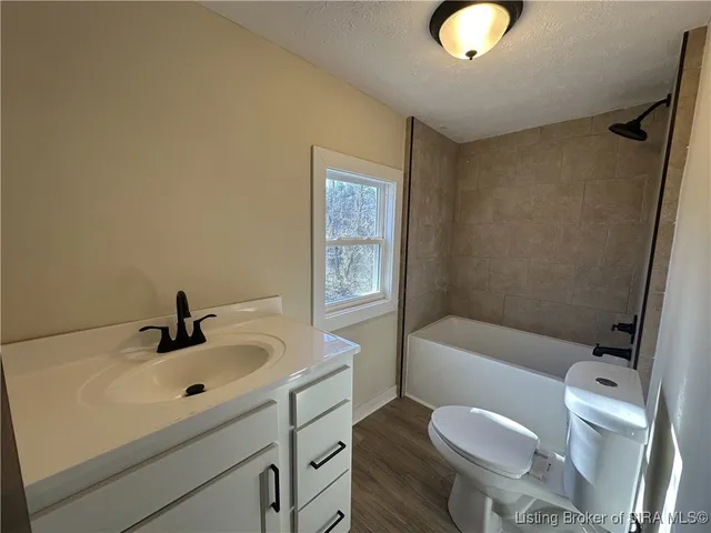 $264,900 | 3593 Old Vincennes Road, Floyds Knobs, IN 47119