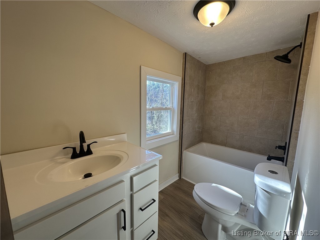 3593 Old Vincennes Road Floyds Knobs, IN 47119 - Photo 9 of 16