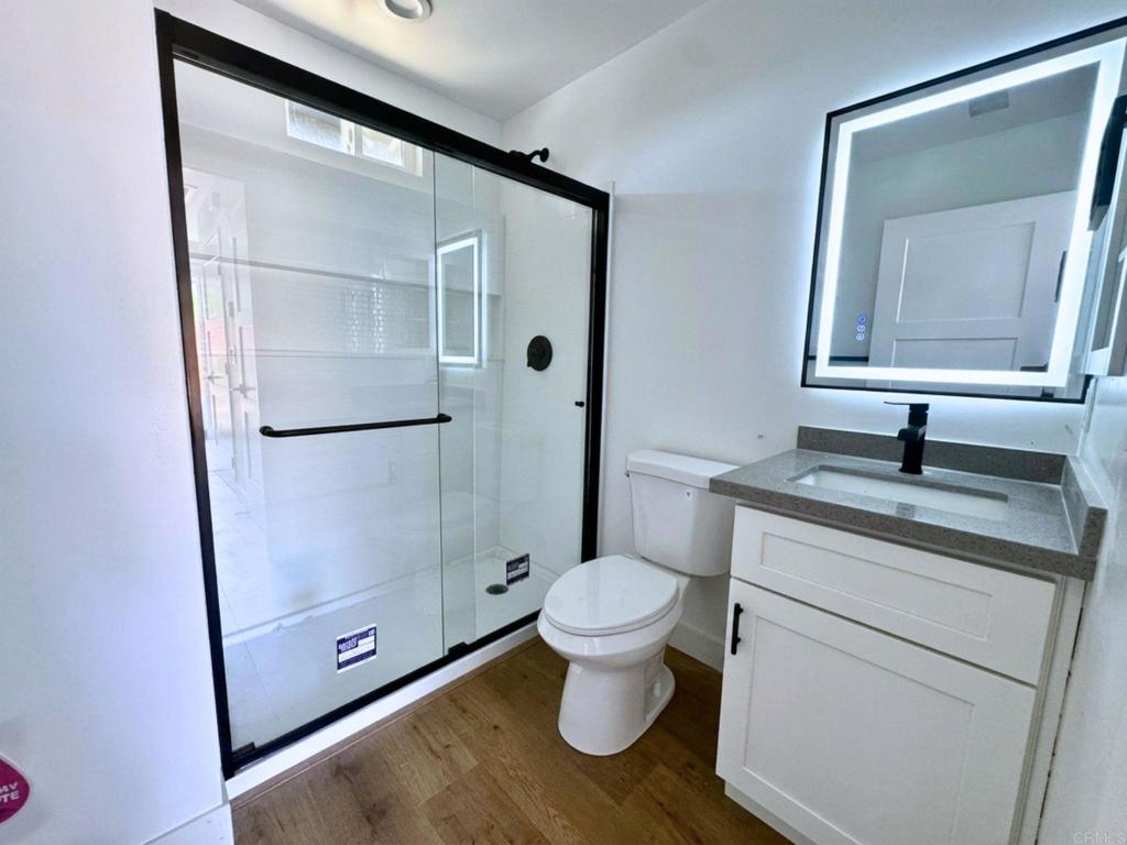 359 Cascade Road El Cajon, CA 92021 - Photo 10 of 22 Bathroom