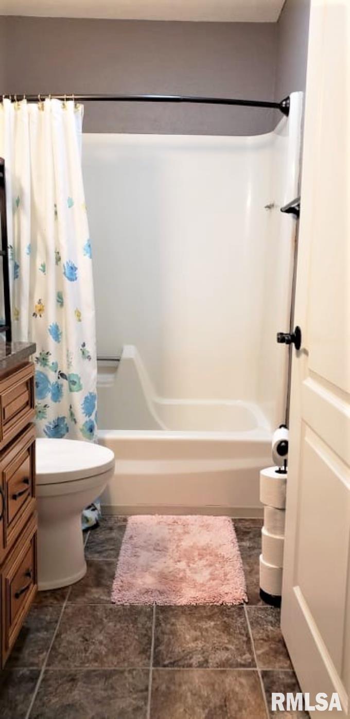 607 West Main Street Ewing, IL 62836 - Photo 14 of 28 Gallery Image 14