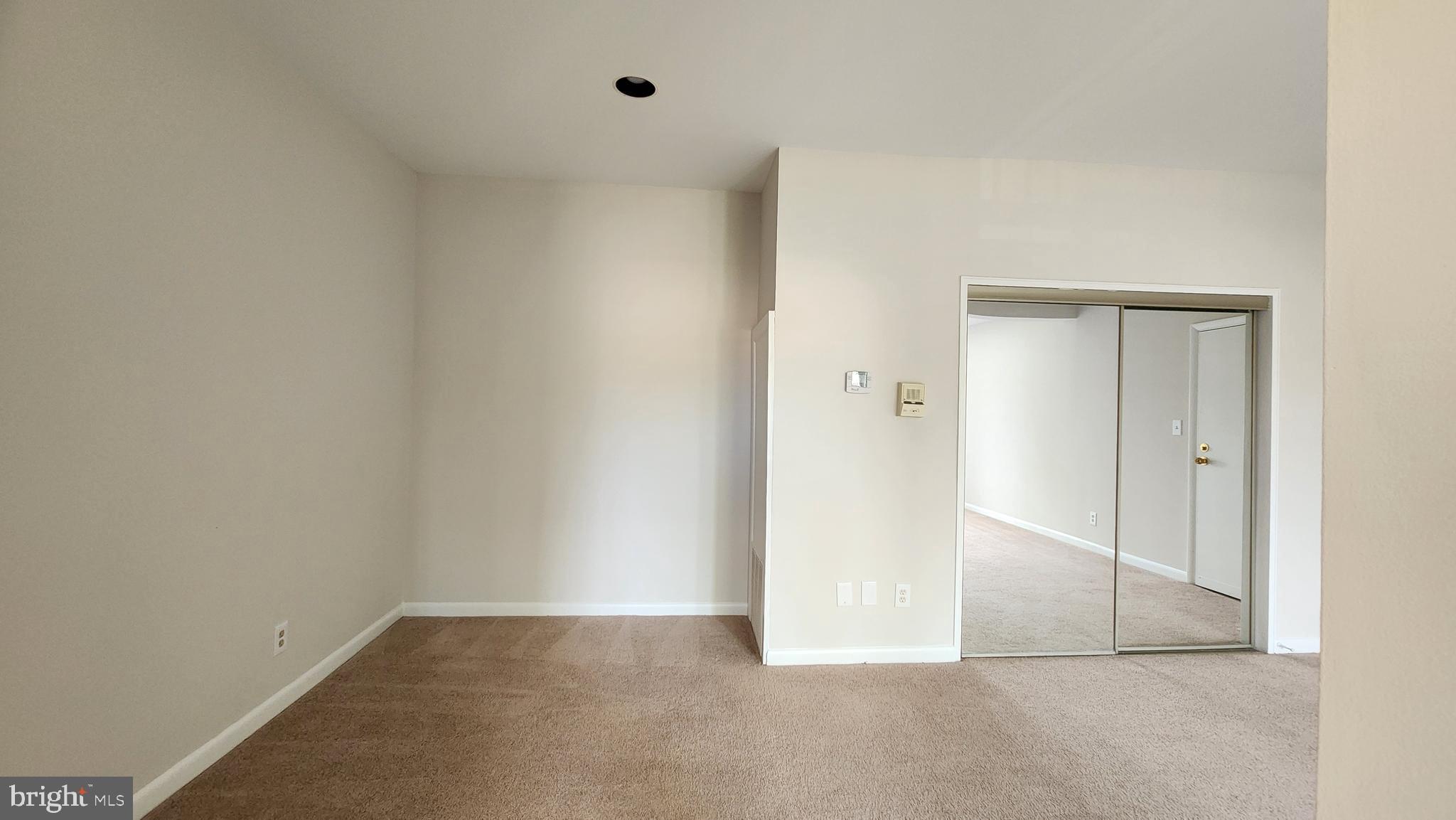 202 Skyhill Road, Unit 7 Alexandria, VA 22314 - Photo 14 of 15