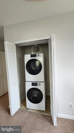 $2,200 | 202 Skyhill Road, Unit 7, Alexandria, VA 22314