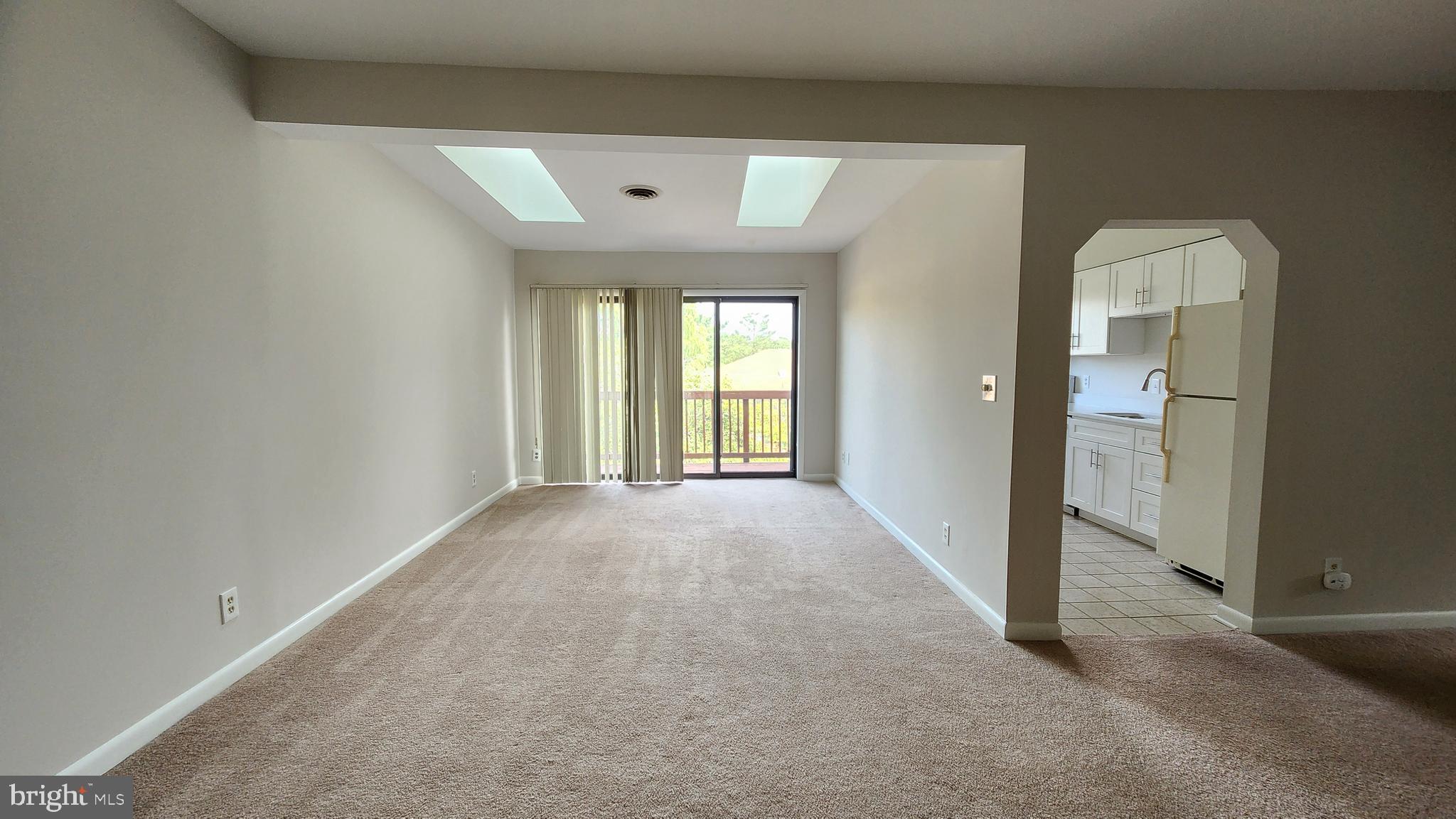 202 Skyhill Road, Unit 7 Alexandria, VA 22314 - Photo 2 of 15