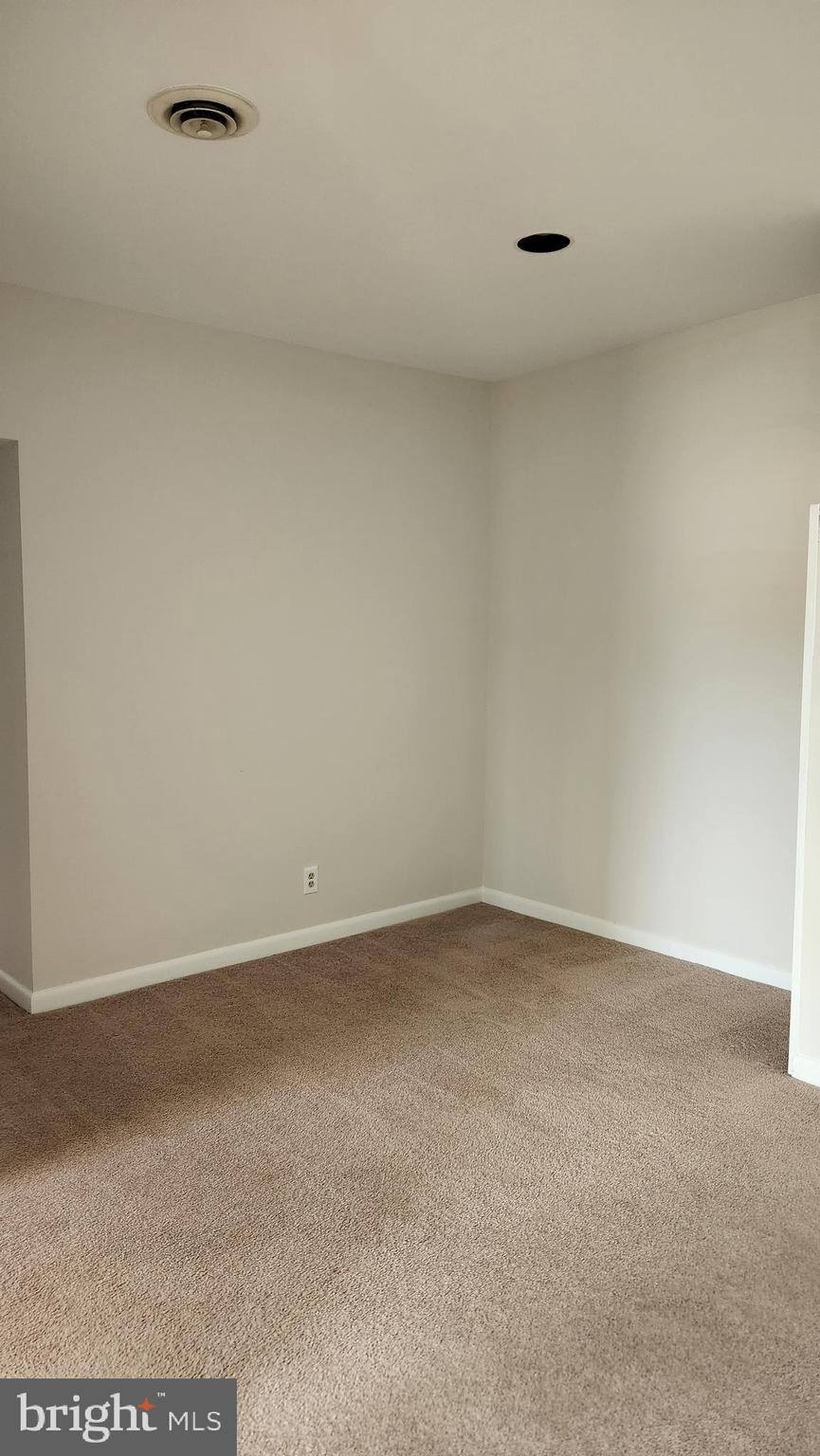 202 Skyhill Road, Unit 7 Alexandria, VA 22314 - Photo 6 of 15