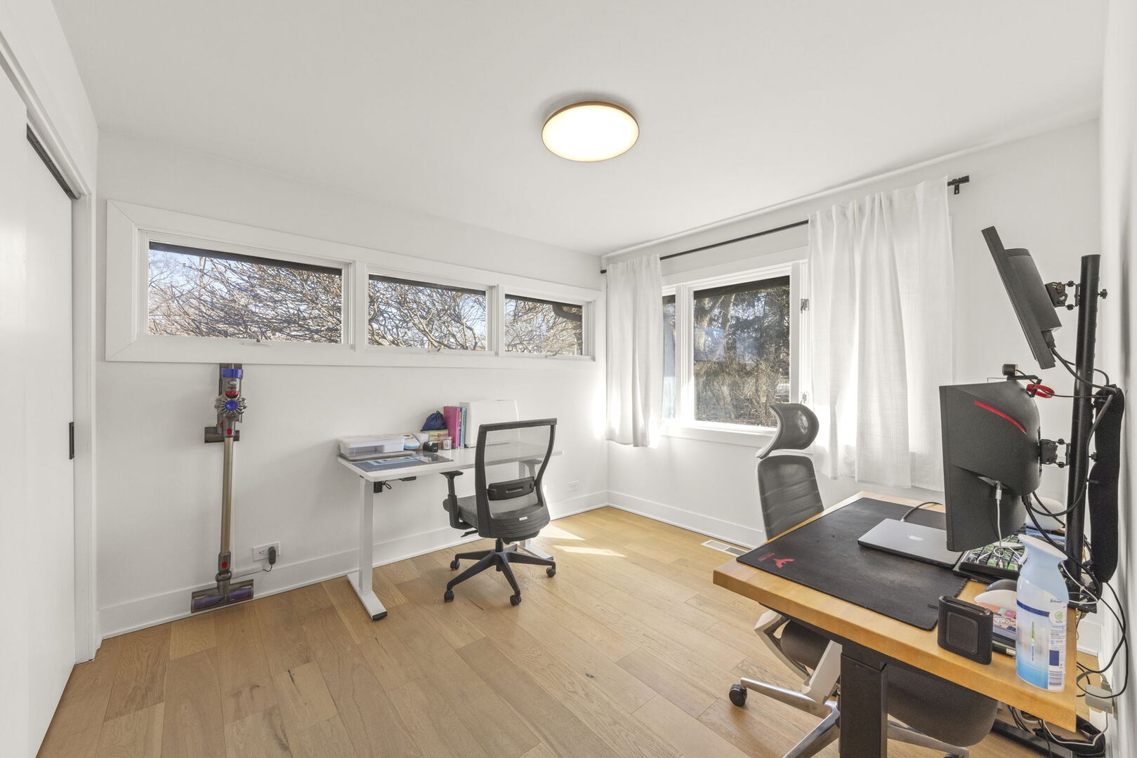 1100 South Westmore-Meyers Road Lombard, IL 60148 - Photo 16 of 28 a workspace with furniture and a window