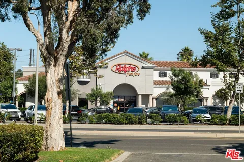 $1,150,000 | 4080 Glencoe Avenue, Unit 220, Marina del Rey, CA 90292