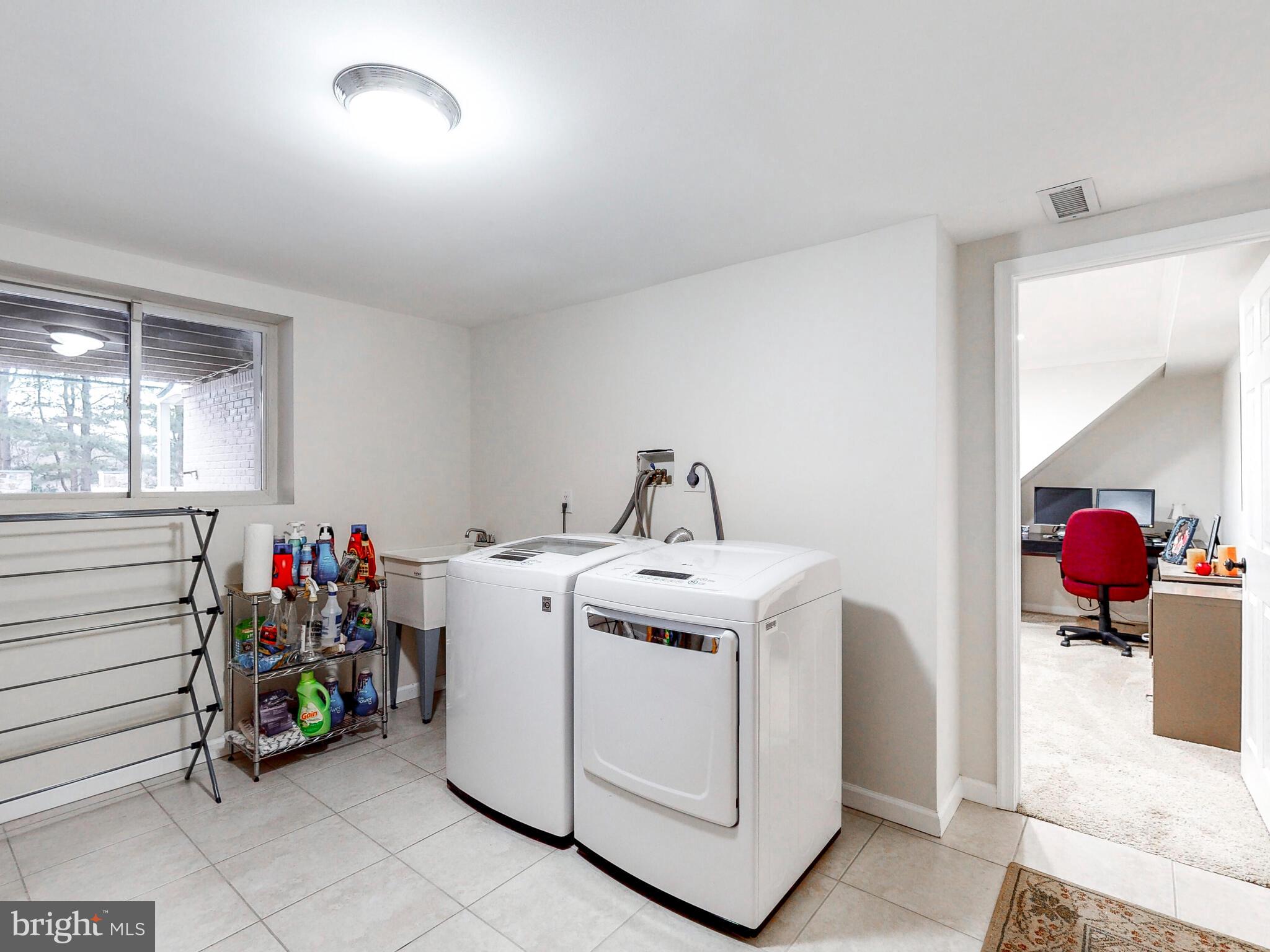 1900 Ridge Road Reisterstown, MD 21136 - Photo 42 of 67 Lower Level Laundry Room