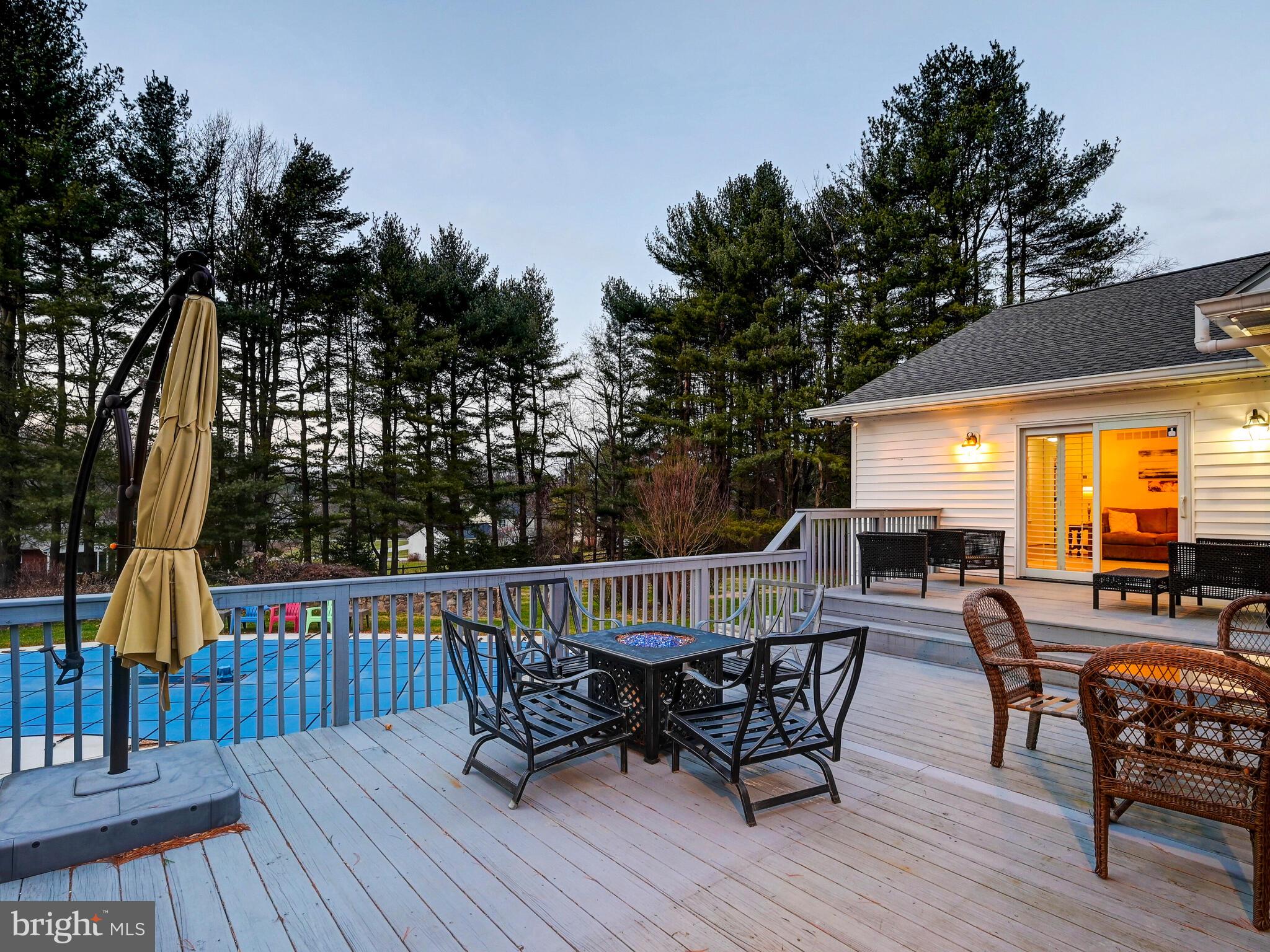 1900 Ridge Road Reisterstown, MD 21136 - Photo 45 of 67 Large two tiered Deck