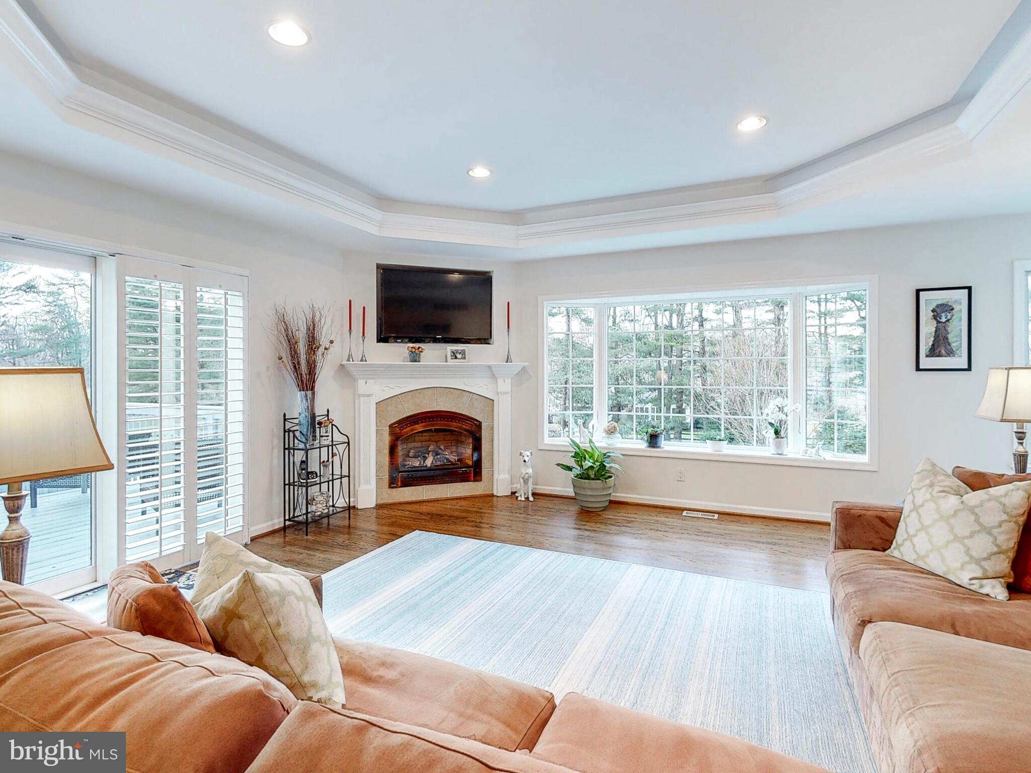 1900 Ridge Road Reisterstown, MD 21136 - Photo 10 of 67 Living Room with slider to the Deck
