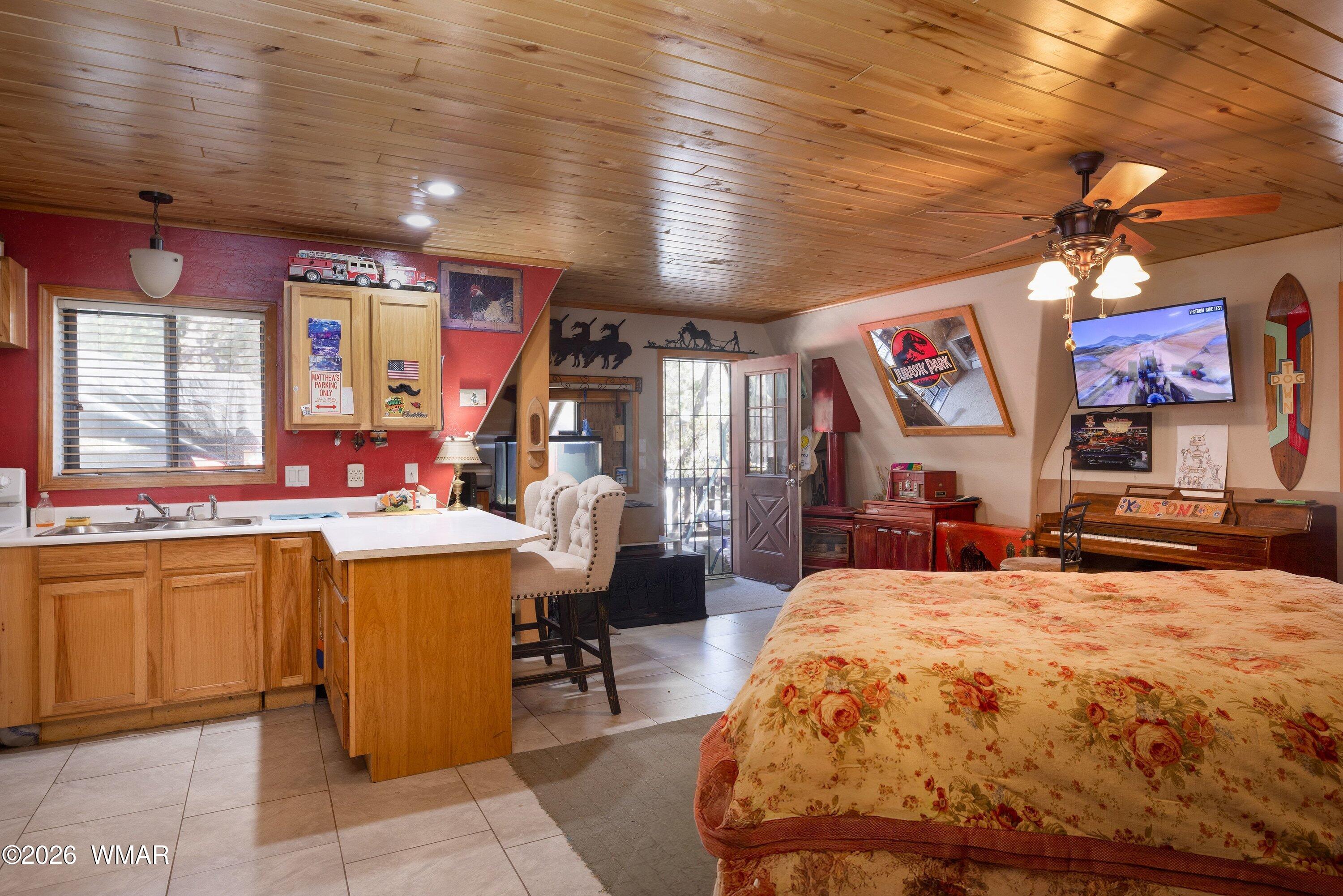 3155 Aspen Road Overgaard, AZ 85933 - Photo 5 of 15 3155 Aspen Road, Overgaard, AZ 85933