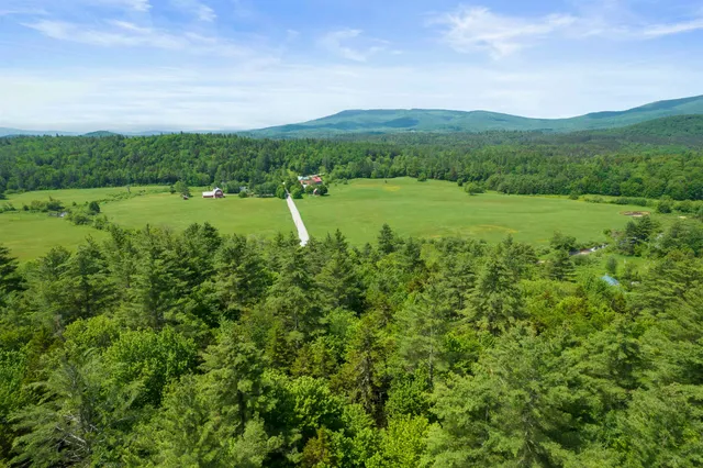 $342,000 | 11 Old County Road East, Landgrove, VT 05148