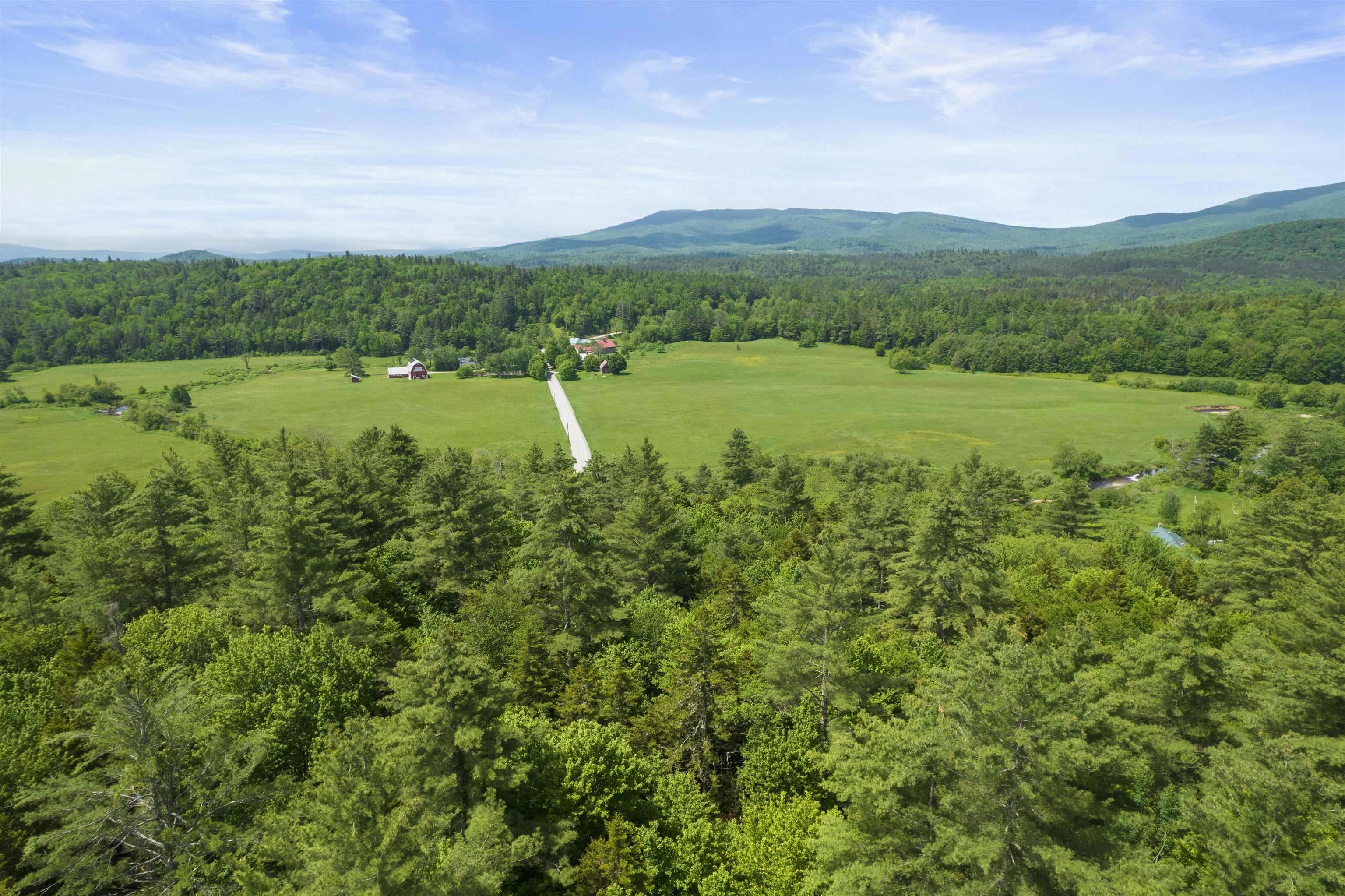11 Old County Road East Landgrove, VT 05148 - Photo 5 of 10