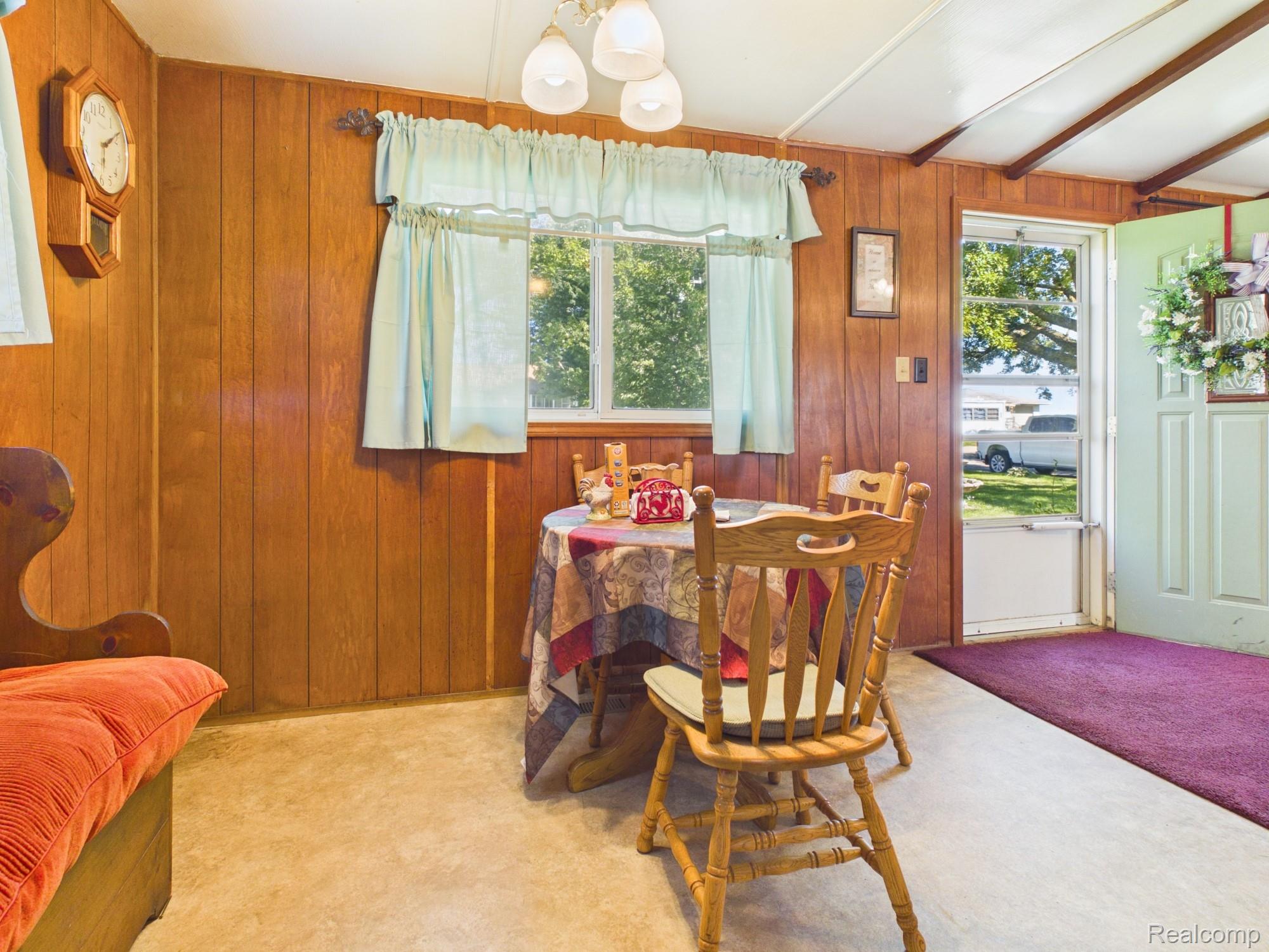 6455 Mayville Road Marlette, MI 48453 - Photo 9 of 27 CAM06342G6-PR0058-STILL010.jpg