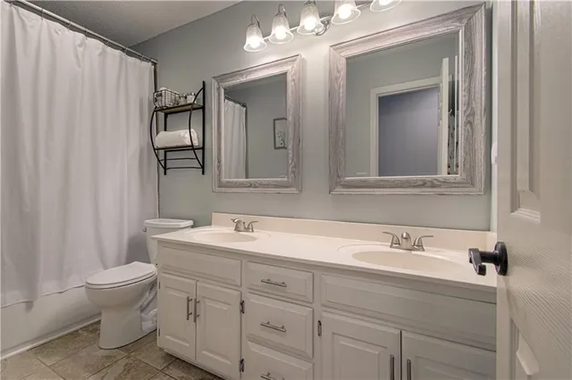 $515,000 | 12812 King Street, Overland Park, KS 66213