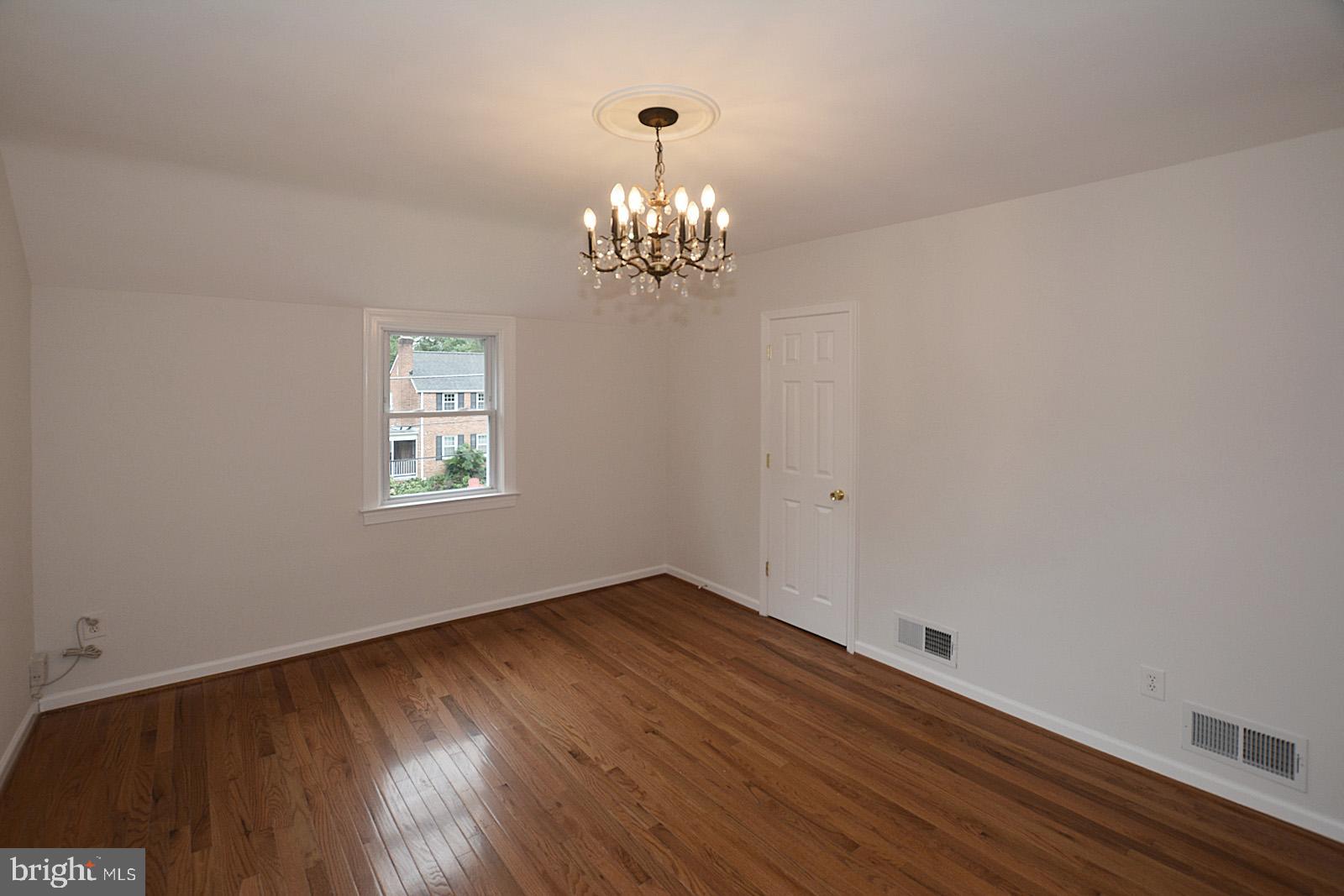2405 Churchill Road Silver Spring, MD 20902 - Photo 19 of 31 Gallery Image 19