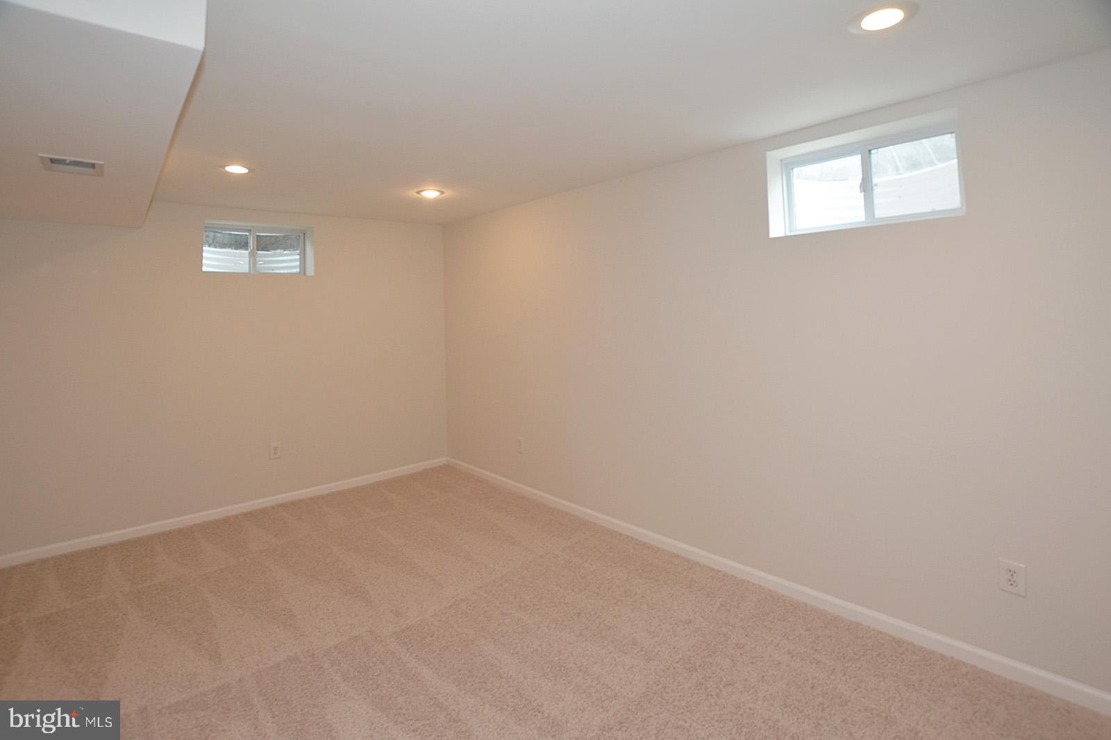 2405 Churchill Road Silver Spring, MD 20902 - Photo 23 of 31 Gallery Image 23