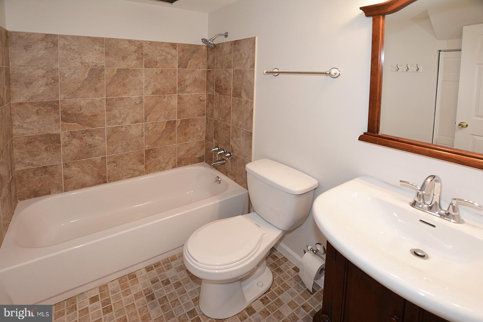 2405 Churchill Road Silver Spring, MD 20902 - Photo 24 of 31 Gallery Image 24