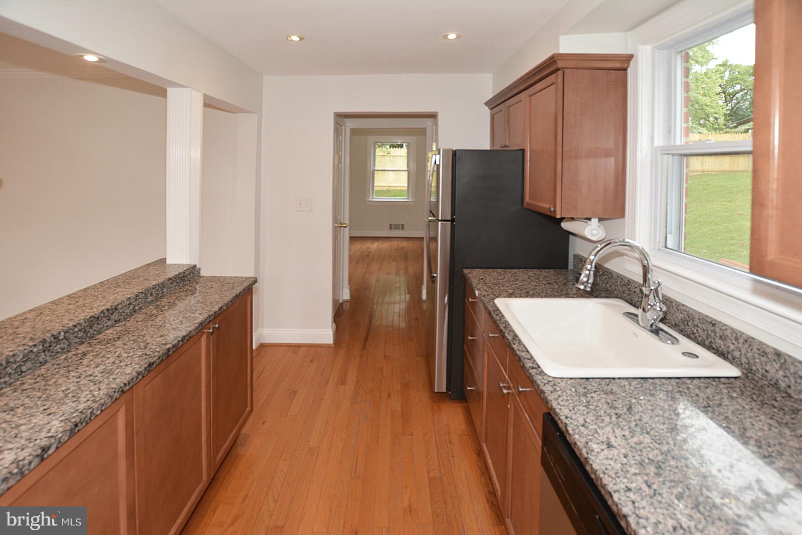 2405 Churchill Road Silver Spring, MD 20902 - Photo 7 of 31 Gallery Image 7