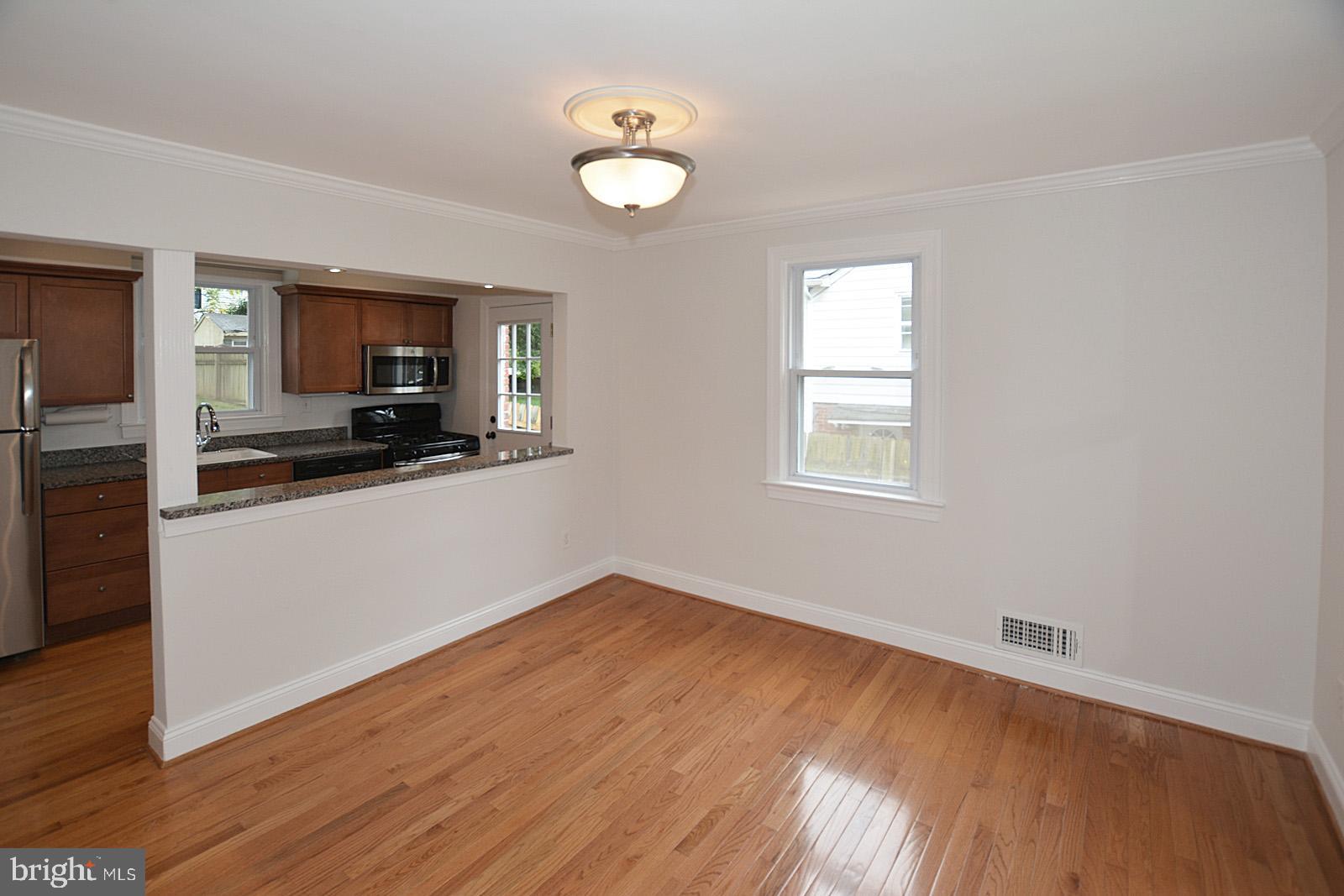 2405 Churchill Road Silver Spring, MD 20902 - Photo 10 of 31 Gallery Image 10