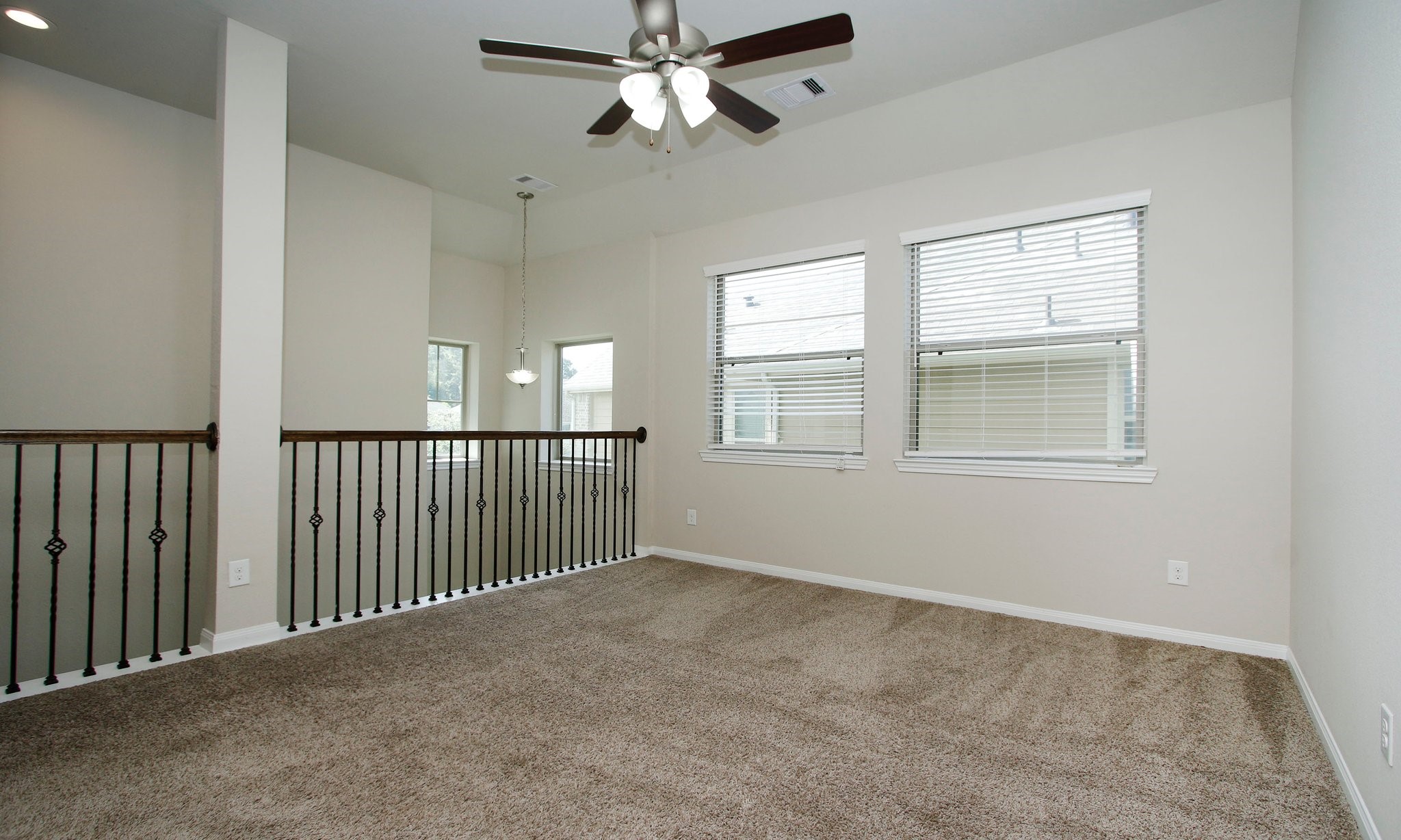 239 Biltmore Loop Montgomery, TX 77316 - Photo 22 of 40