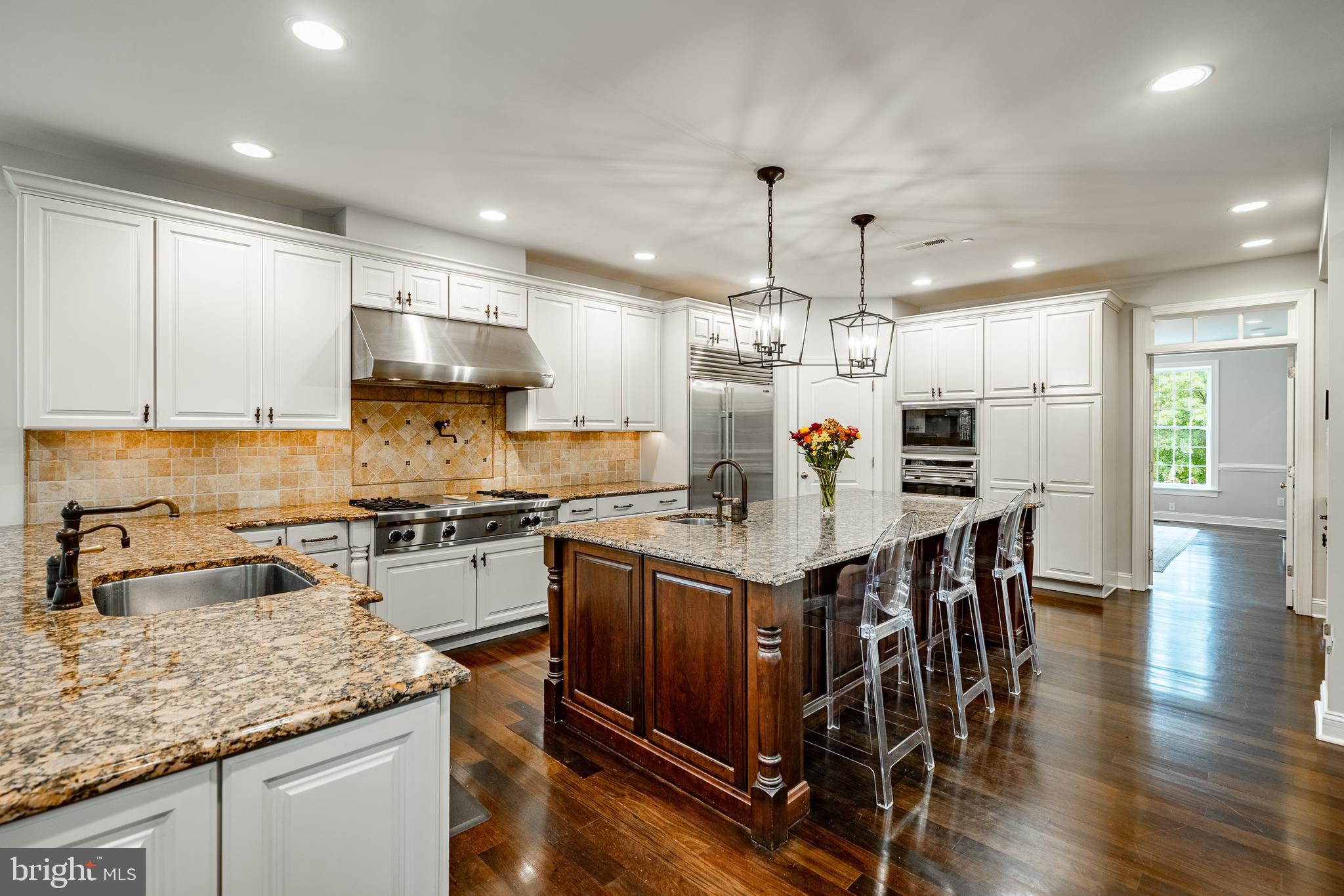 1048 Whitegate Road Wayne, PA 19087 - Photo 33 of 74