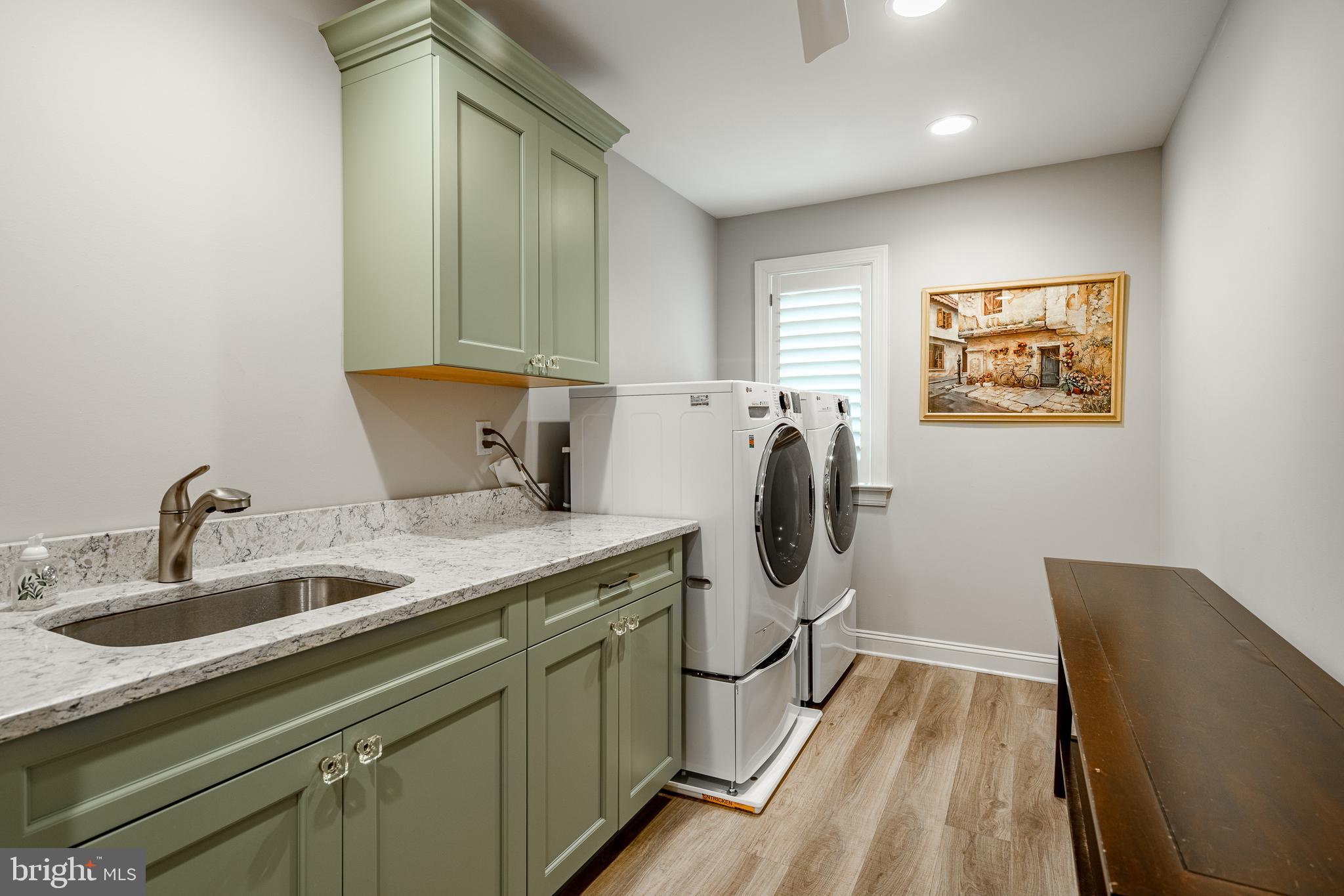 1048 Whitegate Road Wayne, PA 19087 - Photo 40 of 74