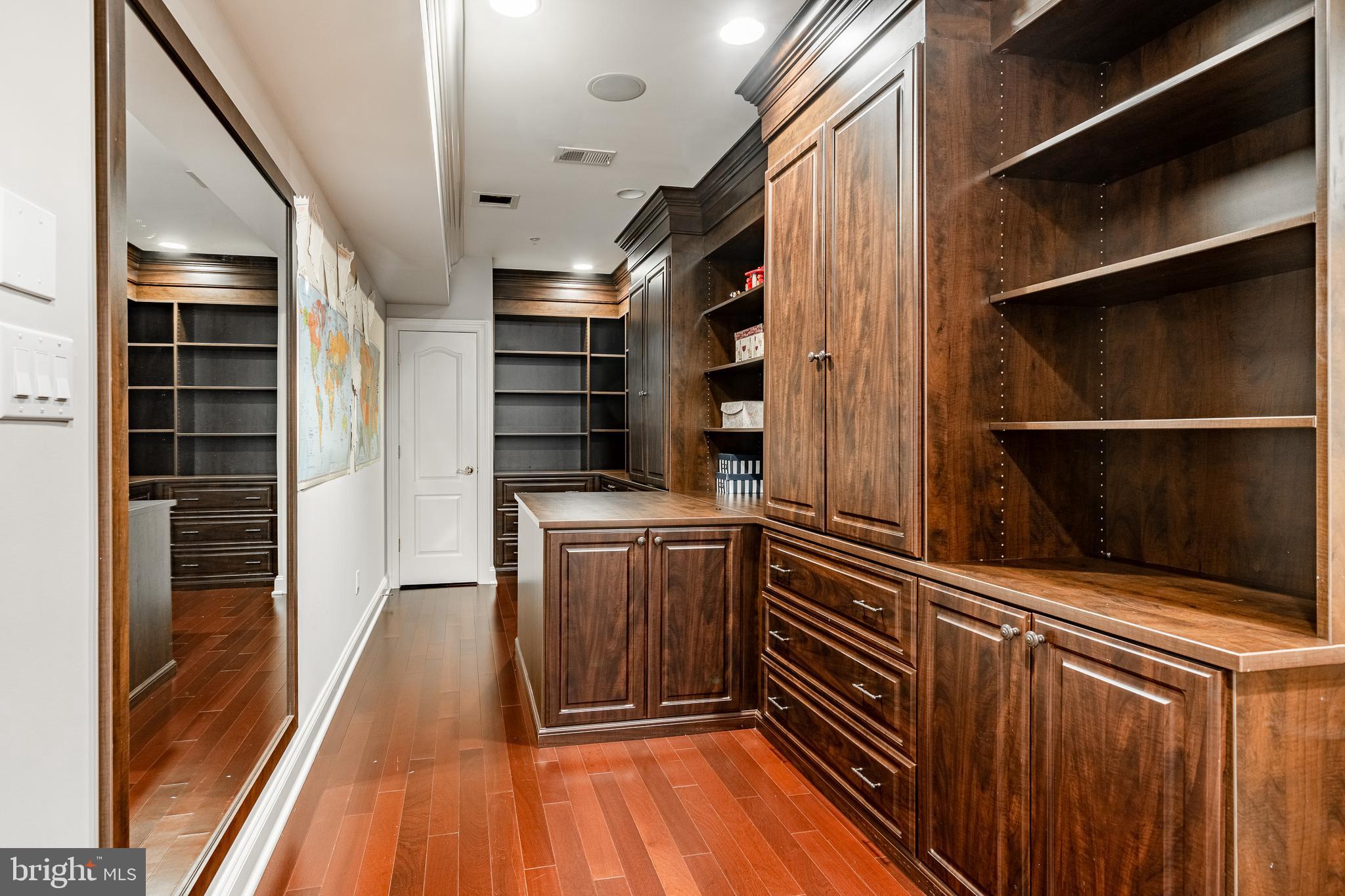 1048 Whitegate Road Wayne, PA 19087 - Photo 59 of 74