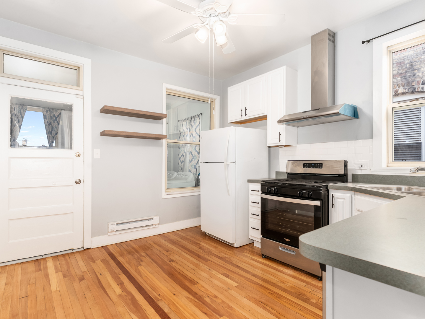 3345 North Springfield Avenue, Unit 2 Chicago, IL 60618 - Photo 8 of 15