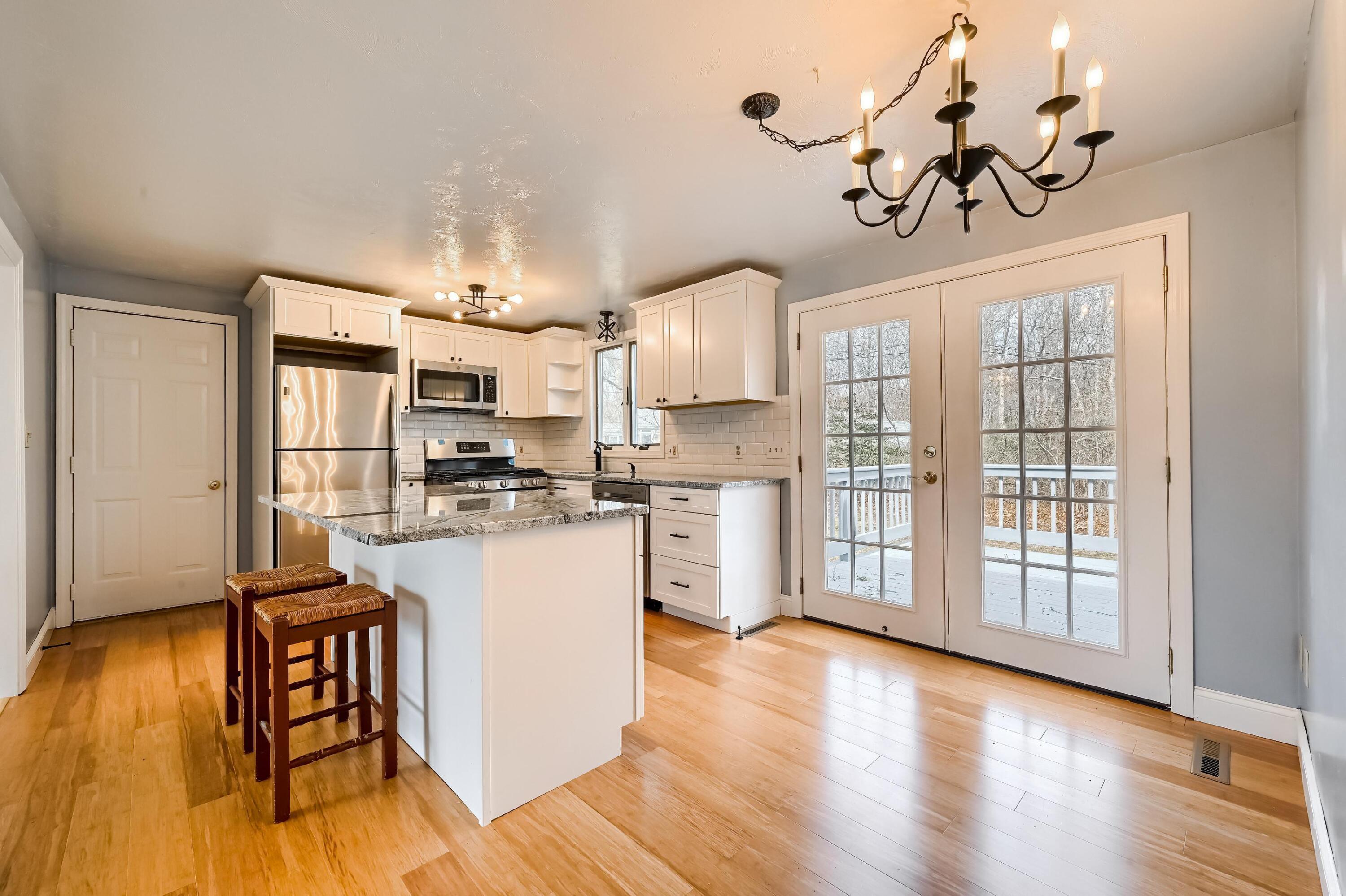 72 Farm Hill Road Centerville, MA 02632 - Photo 10 of 29 Dining Area